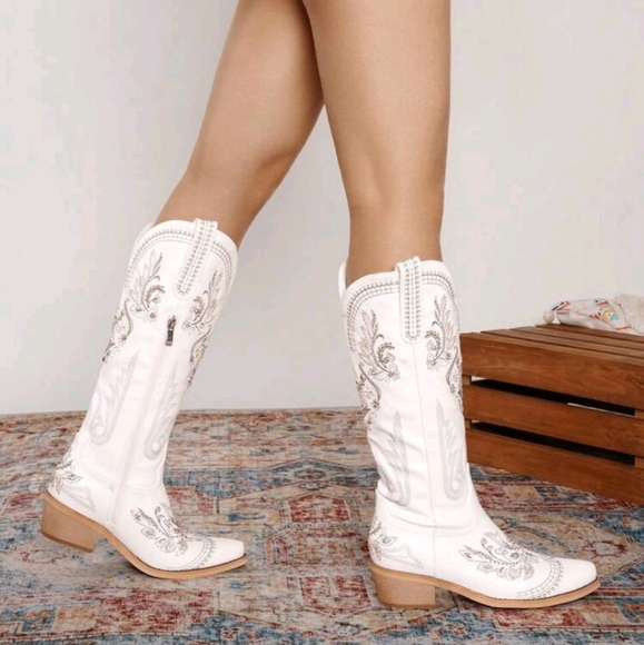 NEW WIDE CALF SPARKLY KNEE-HI RHINESTONE EMBROIDERY POINTED TOE PULL ON BOOTS 👢 - Picture 3 of 8